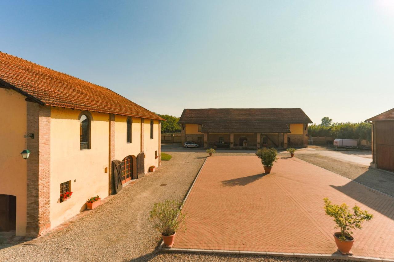 Agriturismo Le Corti Della Gualdana ヴォゲーラ エクステリア 写真