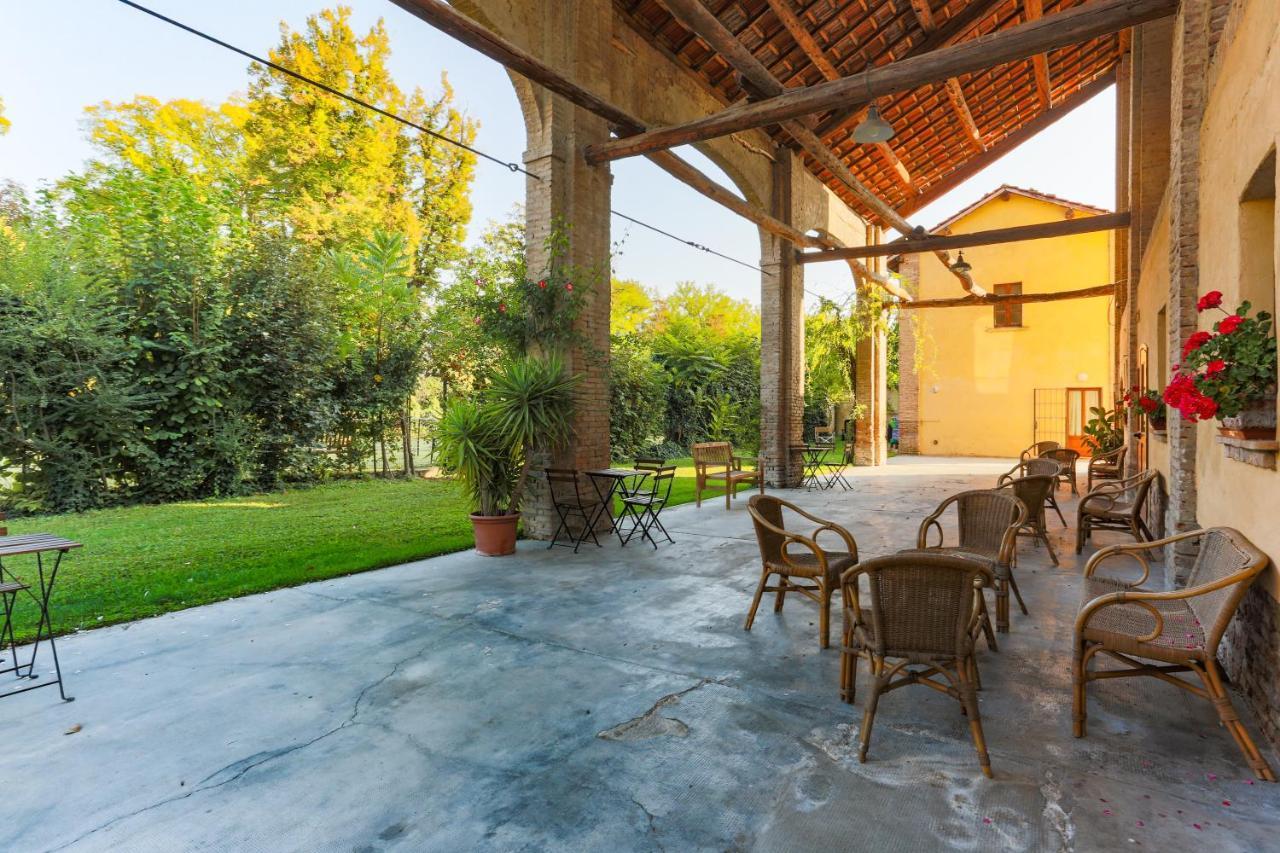 Agriturismo Le Corti Della Gualdana ヴォゲーラ エクステリア 写真