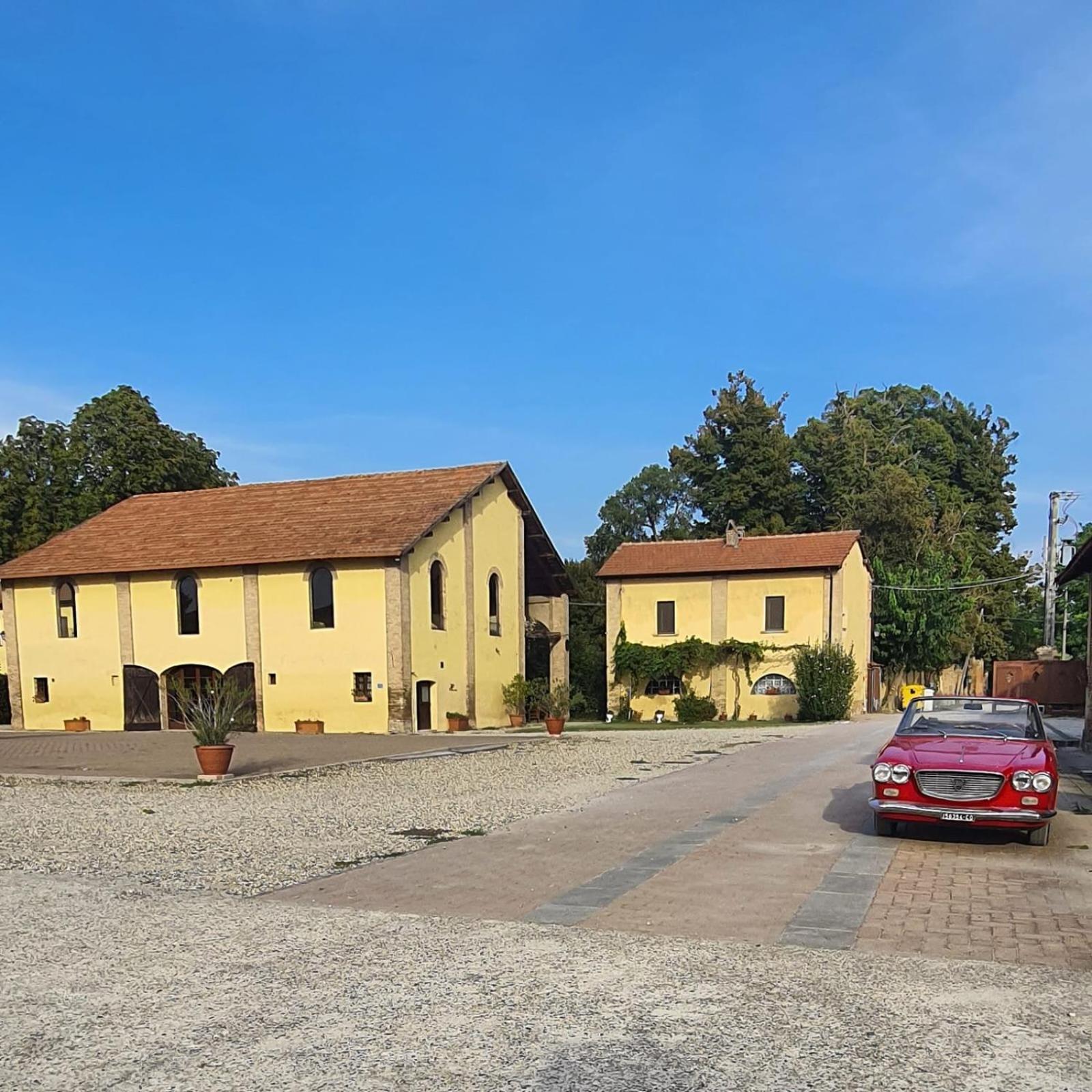 Agriturismo Le Corti Della Gualdana ヴォゲーラ エクステリア 写真